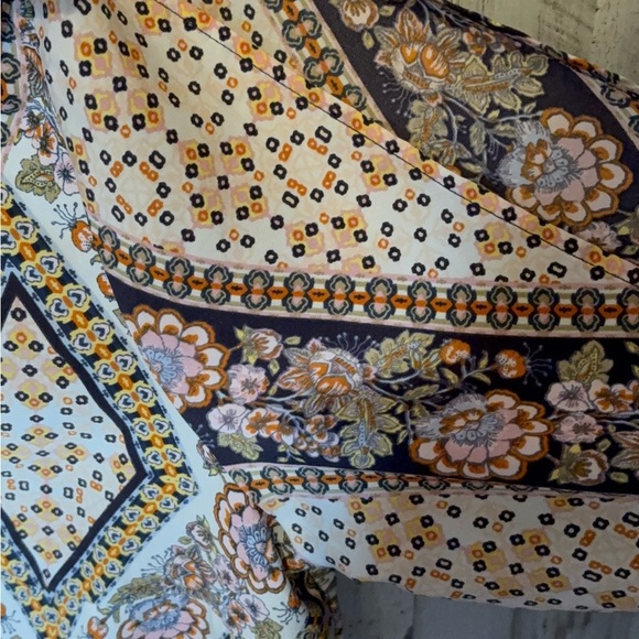 Bebop Knotted sleeves shoulder Beige Pink  + Floral Flower Dress Size 3X - Picture 15 of 16